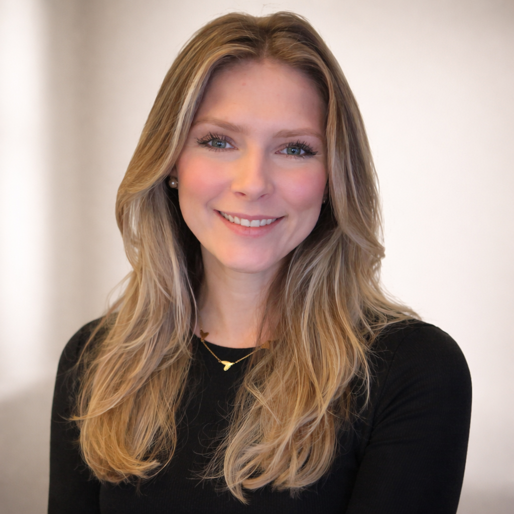 Headshot of Alisha Cobourn