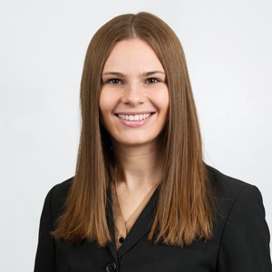 Headshot of Ellen Davis on a white background 