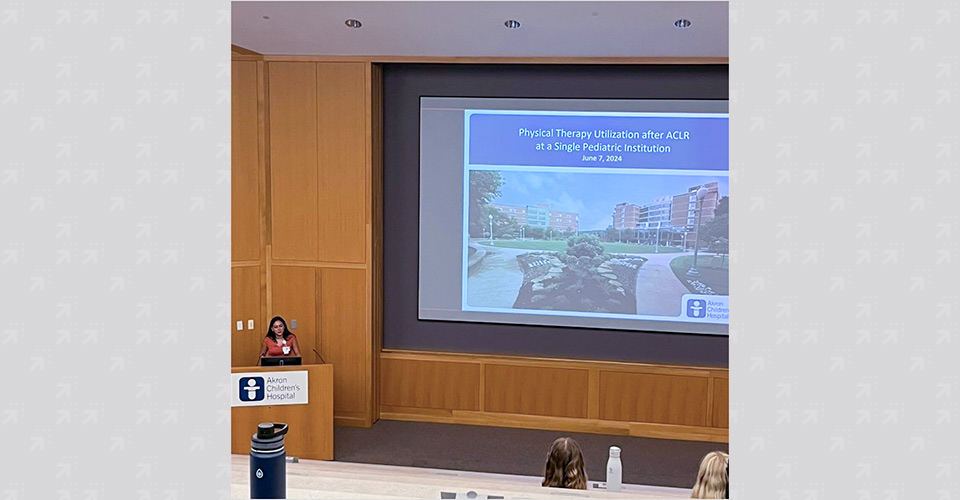 Medicine students present at ACH grand rounds
