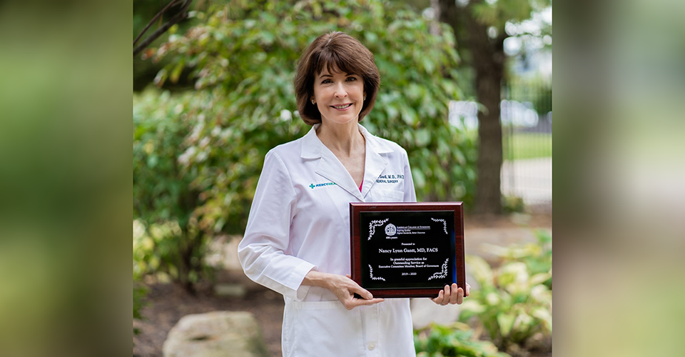 Professor Nancy Gantt Recognized for Leadership by American College of Surgeons