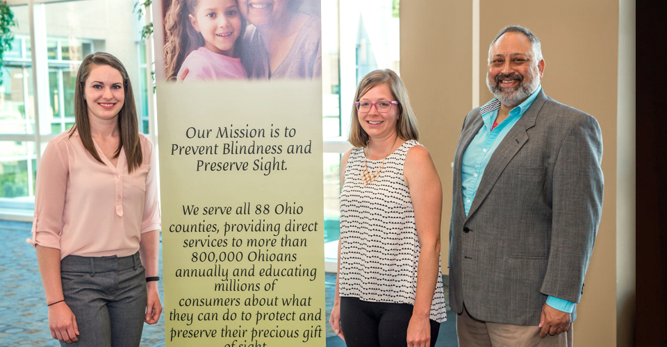 Young Female Scholars Honored at Aging Eye Summit