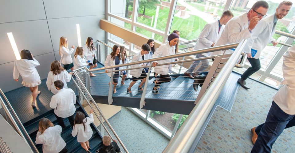 White Coat Rite Recognizes New College of Medicine and College of Pharmacy Students