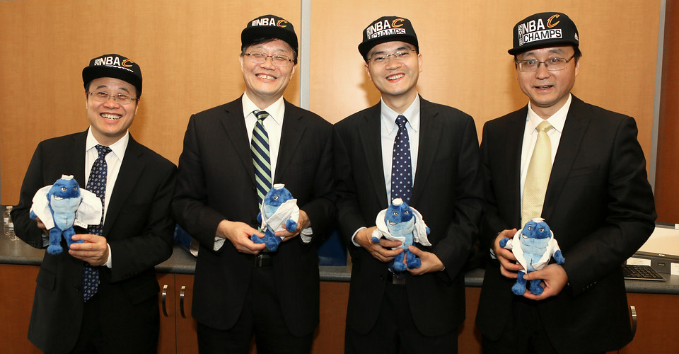 NEOMED Greets Chinese University Delegation
