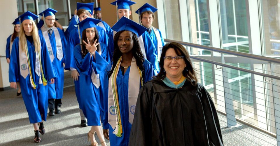 Bio-Med Celebrates 2017 Graduating Class