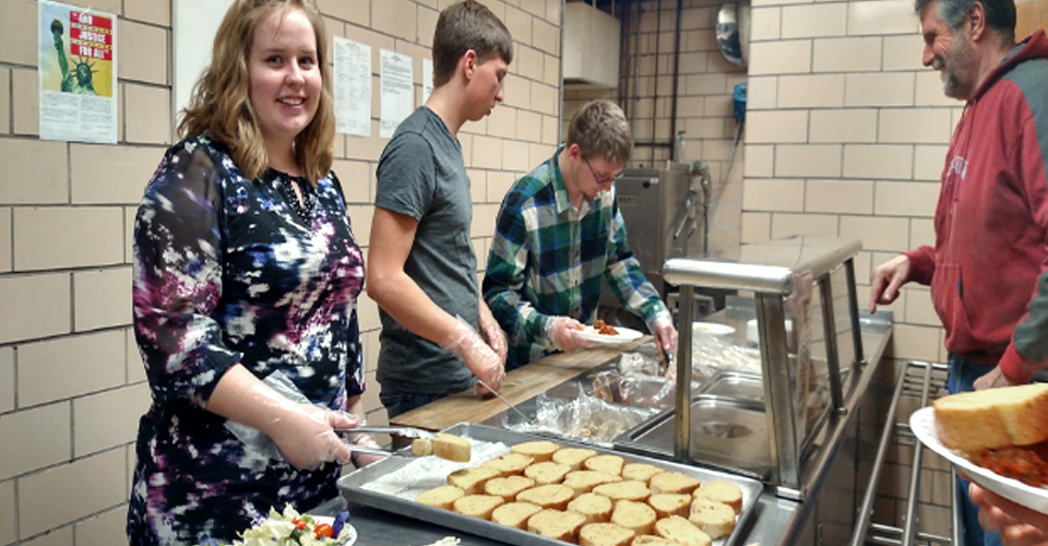 NEOMED-SPONSORED STUDENT GROUP WILL USE AQUAPONICS TO HELP CLOSE FOOD GAP