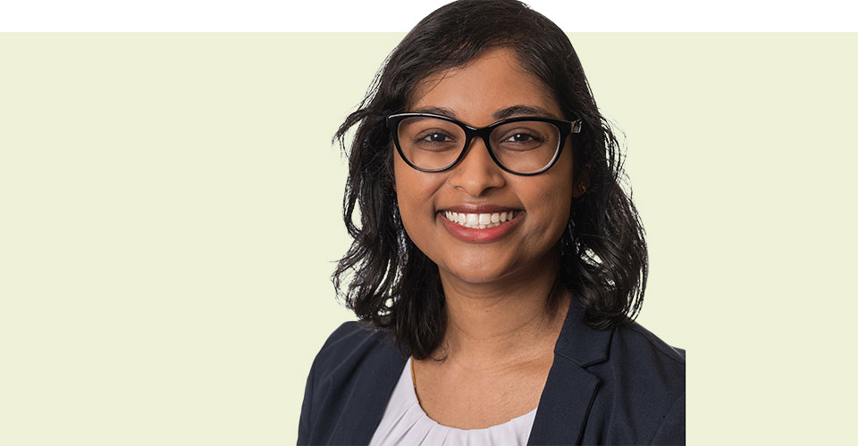 Pharmacy student Vindya Perera receives Walmart scholarship