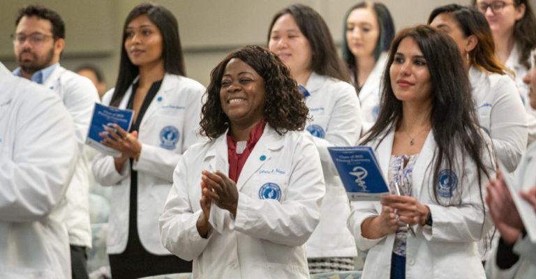 Pharmacy students celebrate milestone in pinning ceremony | NEOMED