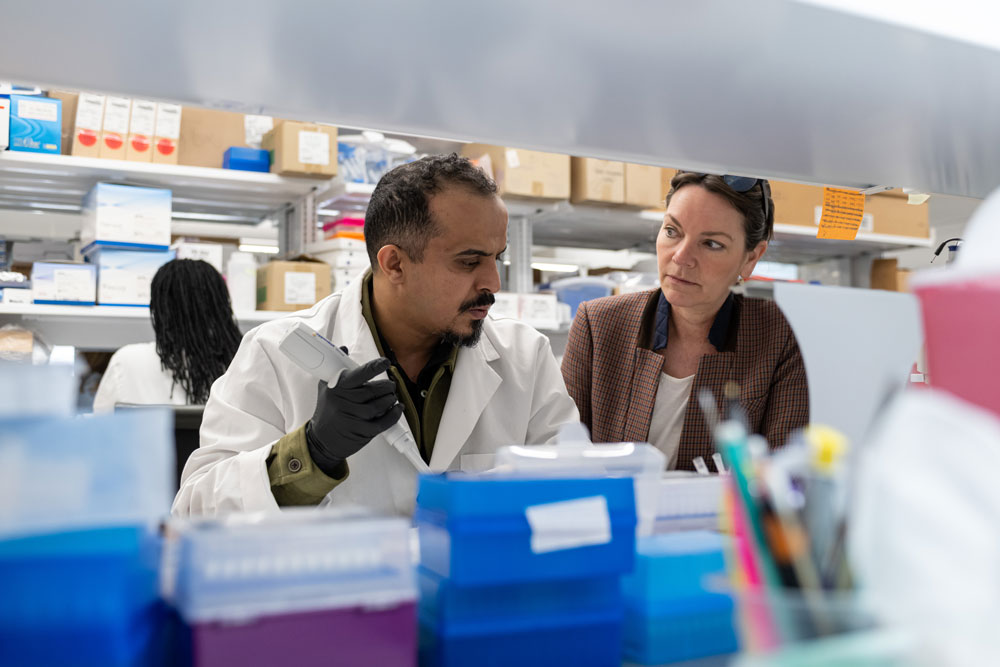 Fayez Almashhori and Sheila Fleming, Ph.D. in the lab.